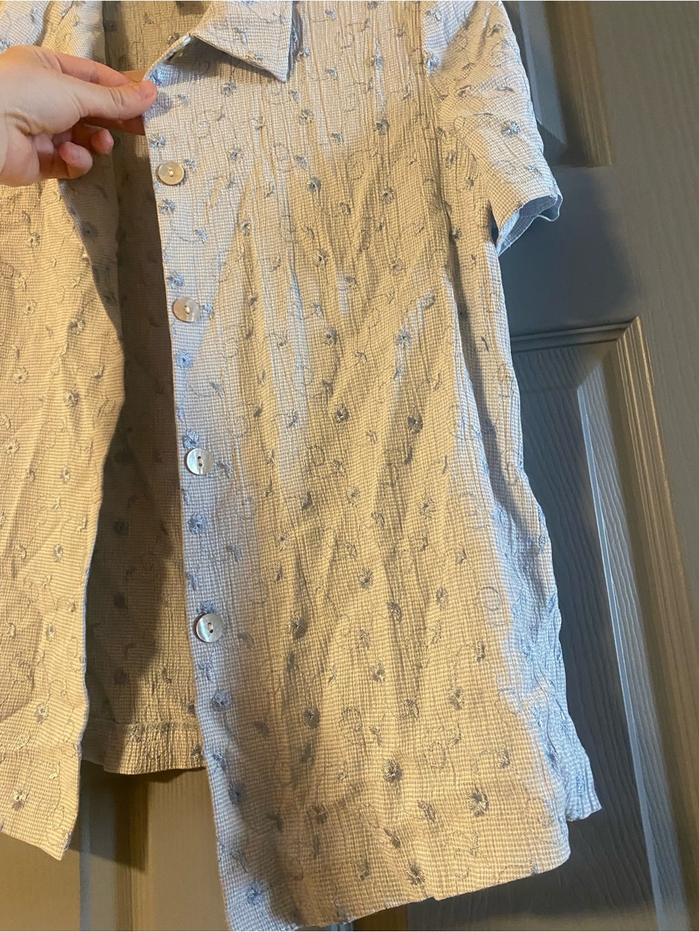 Vintage made in the USA Light Blue ShortSleeve Button-Up Shirt with Floral Print - Picture 3 of 5